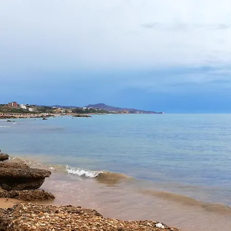 2 Bedrooms House At San Leone 400 M Away From The With Furnished Terrace And Wifi * Agrigento